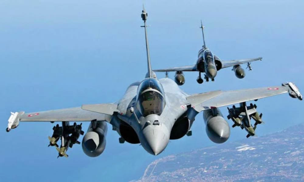 Ξένος τύπος για τα Rafale: "Η Ελλάδα έτοιμη να κλείσει την πιο απίθανη συμφωνία"